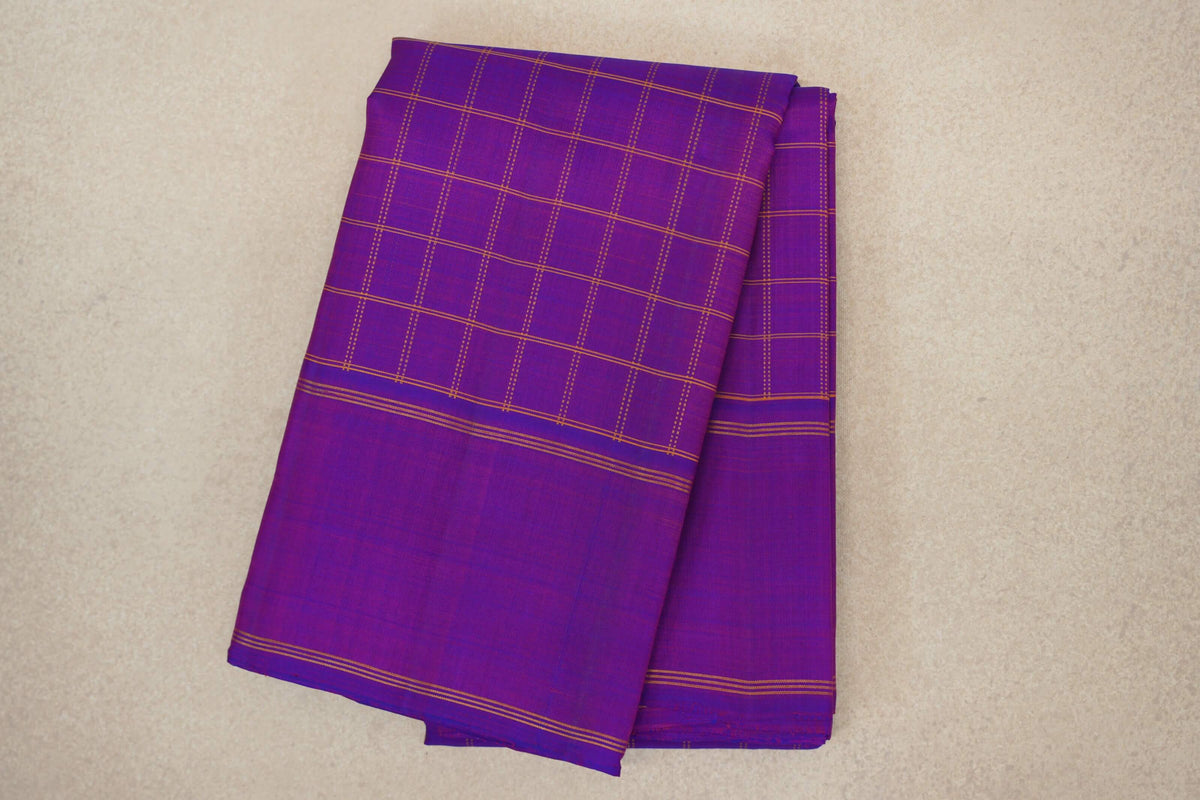 folded Dual Tone of Violet and Magenta Vintage Kanjivaram Silk Saree