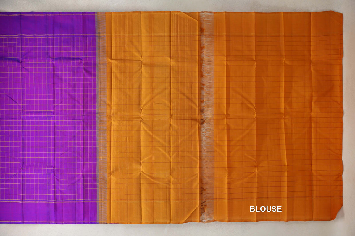 Dual Tone of Violet and Magenta Vintage Kanjivaram Silk Sareeblouse