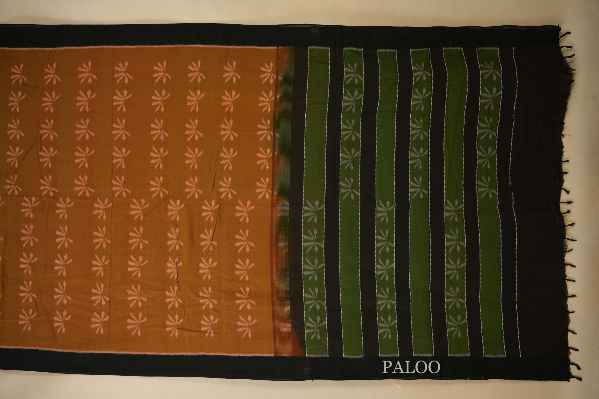 Manthulir with Black Borders Ikat Cotton Saree Paloo