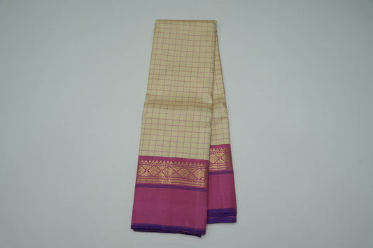 Checked vintage kanchipuram silk saree