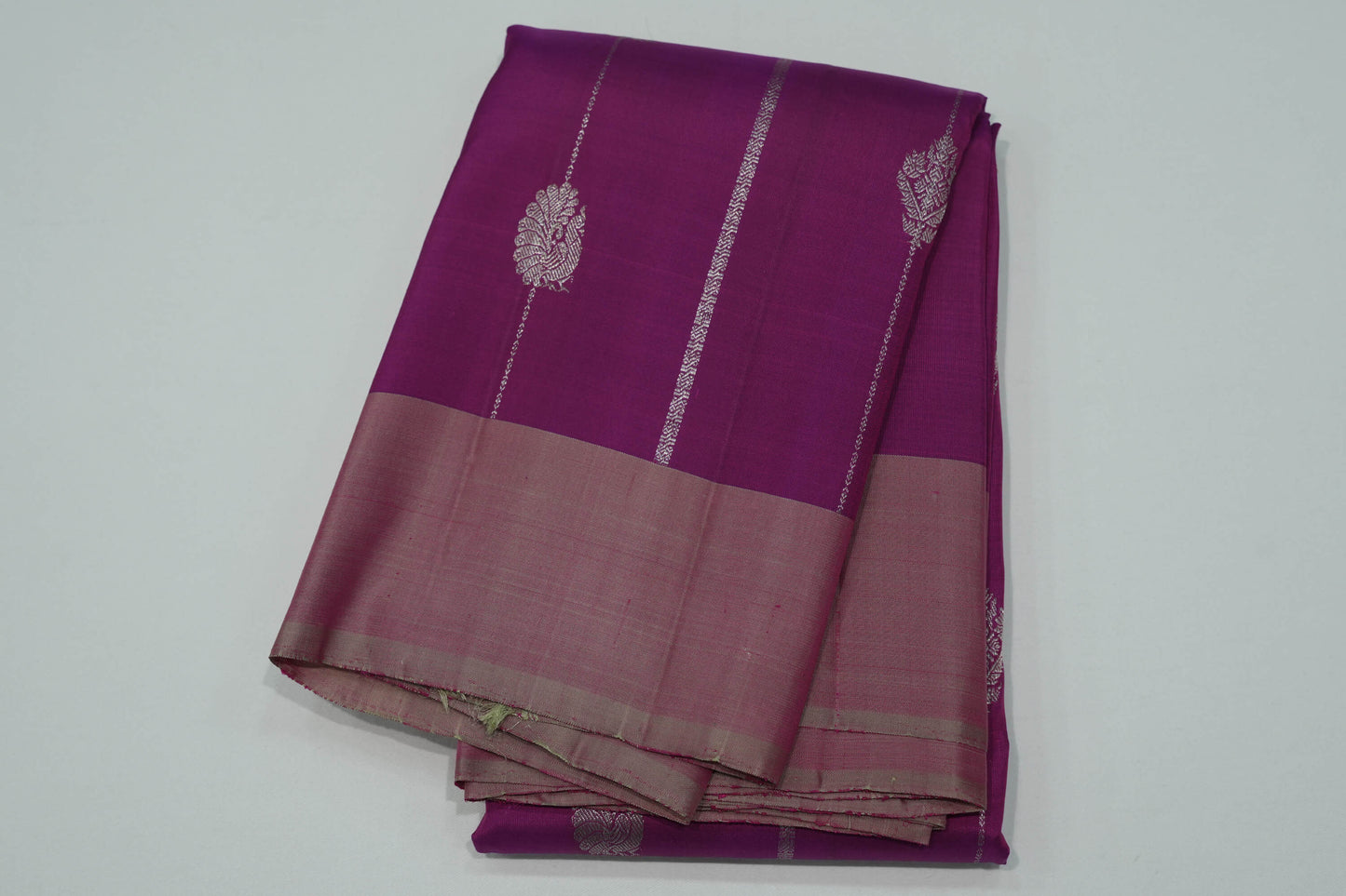 Magenta vintage kanchipuram silk saree