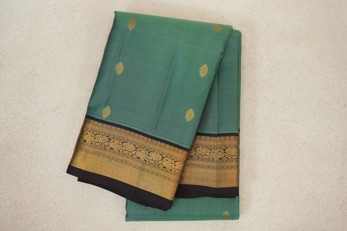folded Sea Green Vintage Kanjivaram Silk Saree