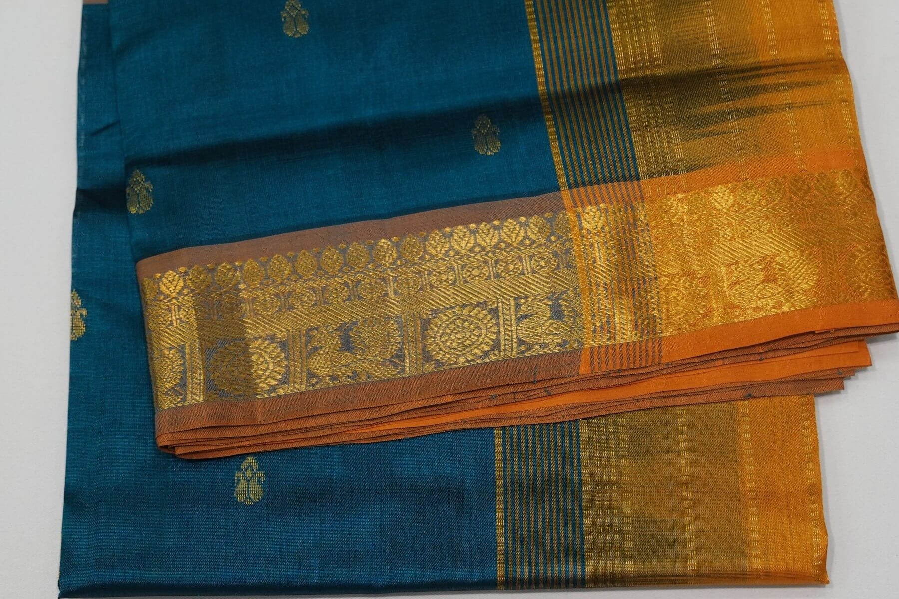 Online vintage silk cotton saree