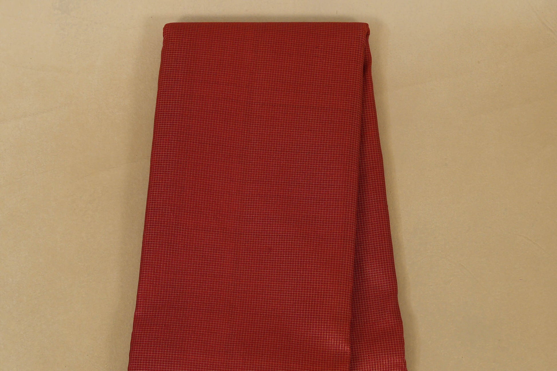 Maroon Vintage Kanjivaram Silk Saree body zoom