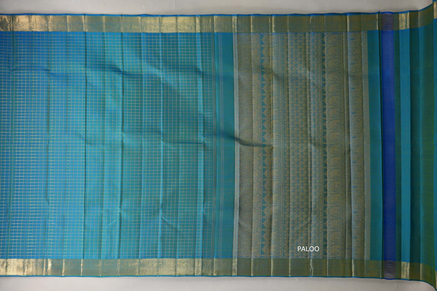 Dual Tone of Cobalt Blue and Green Vintage Heirloom Kanjivaram Silk Saree by Shreenivas Silks PSSR019474