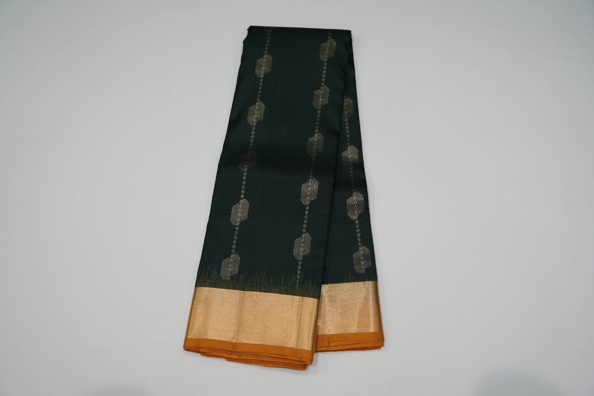 Online light weight kanchipuram silk saree