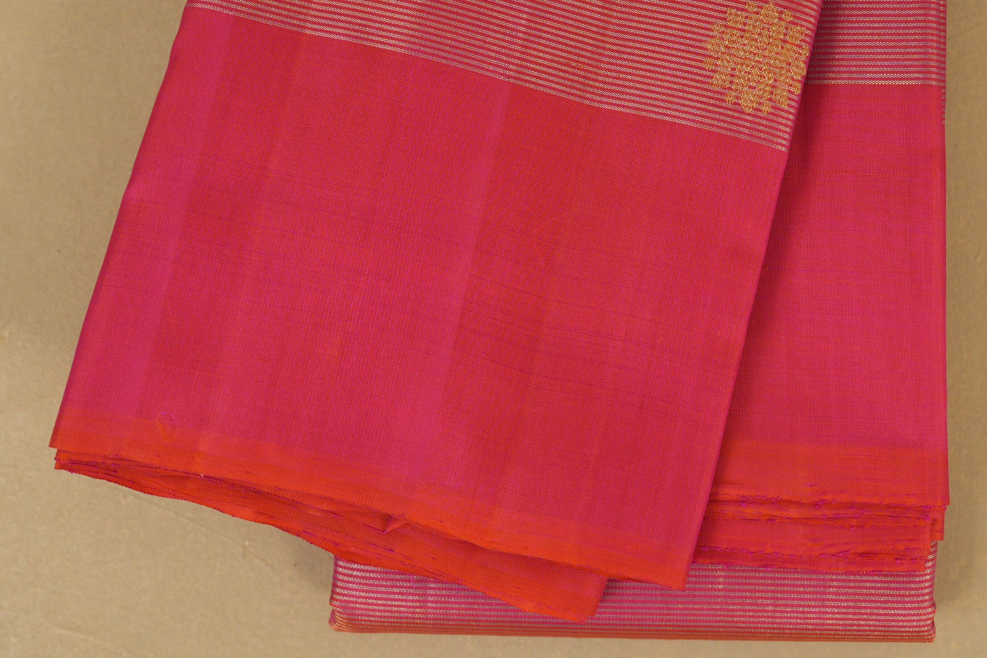 Pinkish Orange Vaira Oosi Vintage Kanjivaram Silk Saree borders