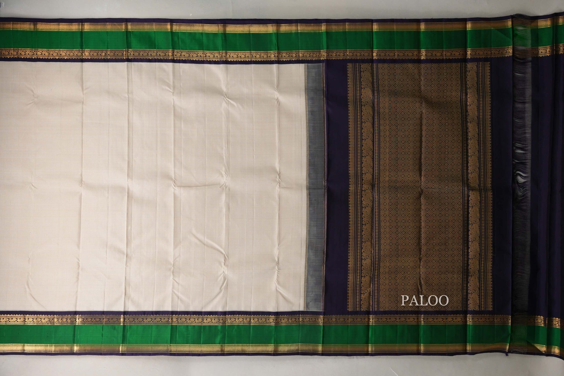 Cream with Olive Green Checks with Rettai Pettu Borders Vintage Kanjivaram Silk Saree paloo