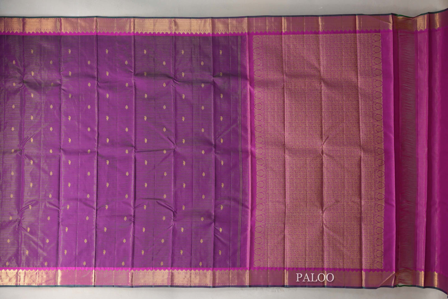 Deep Magenta Vaira Oosi Vintage Kanjivaram Silk Saree paloo