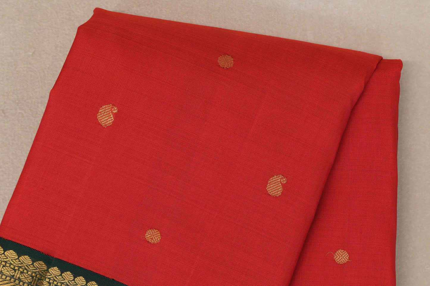 Tomato Red with Deep Bottle Green Borders Vintage Kanjivaram Silk Saree body