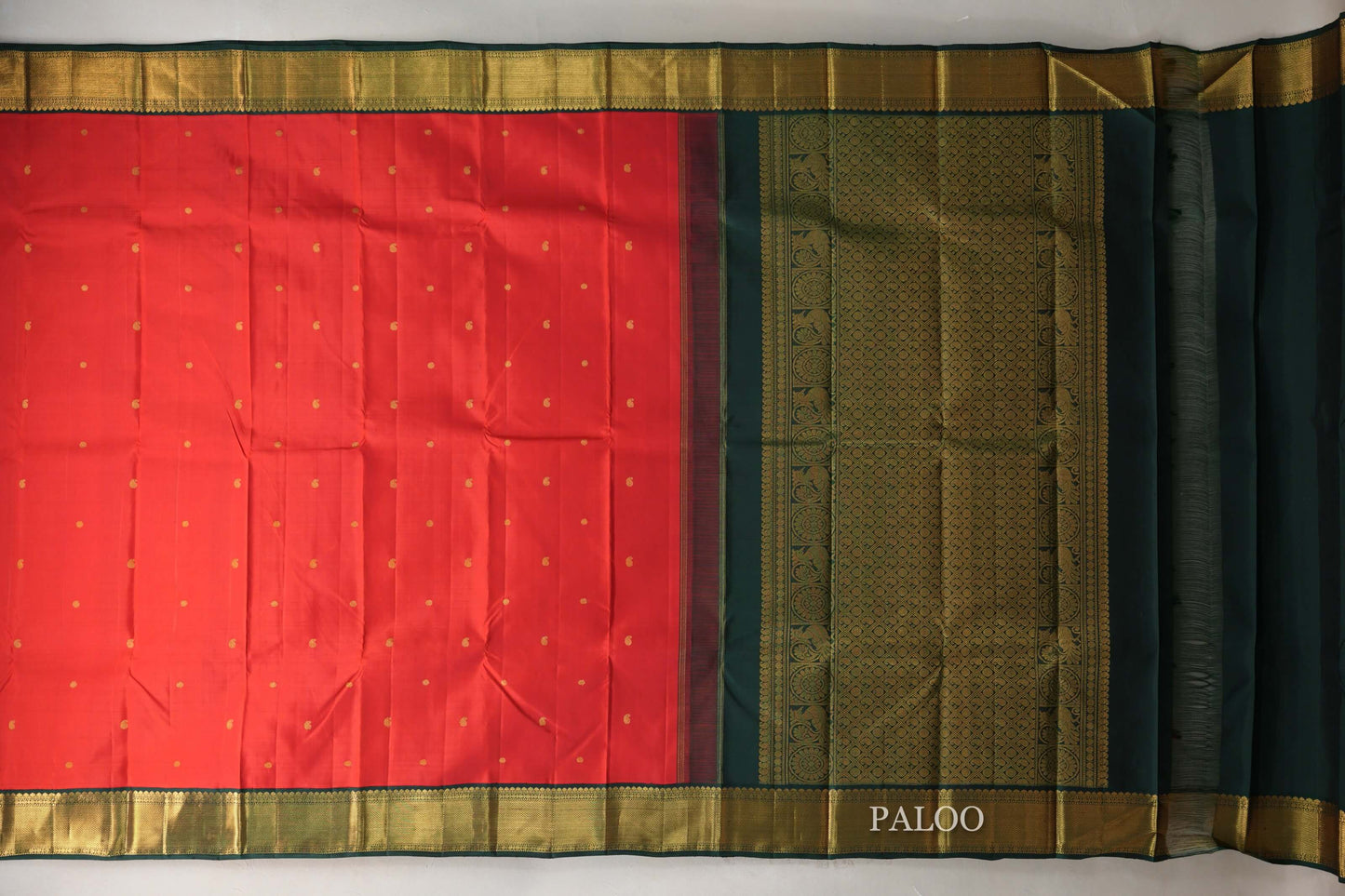 Tomato Red with Deep Bottle Green Borders Vintage Kanjivaram Silk Saree paloo