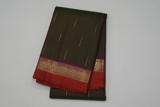Manthulir green vintage kanchipuram silk saree