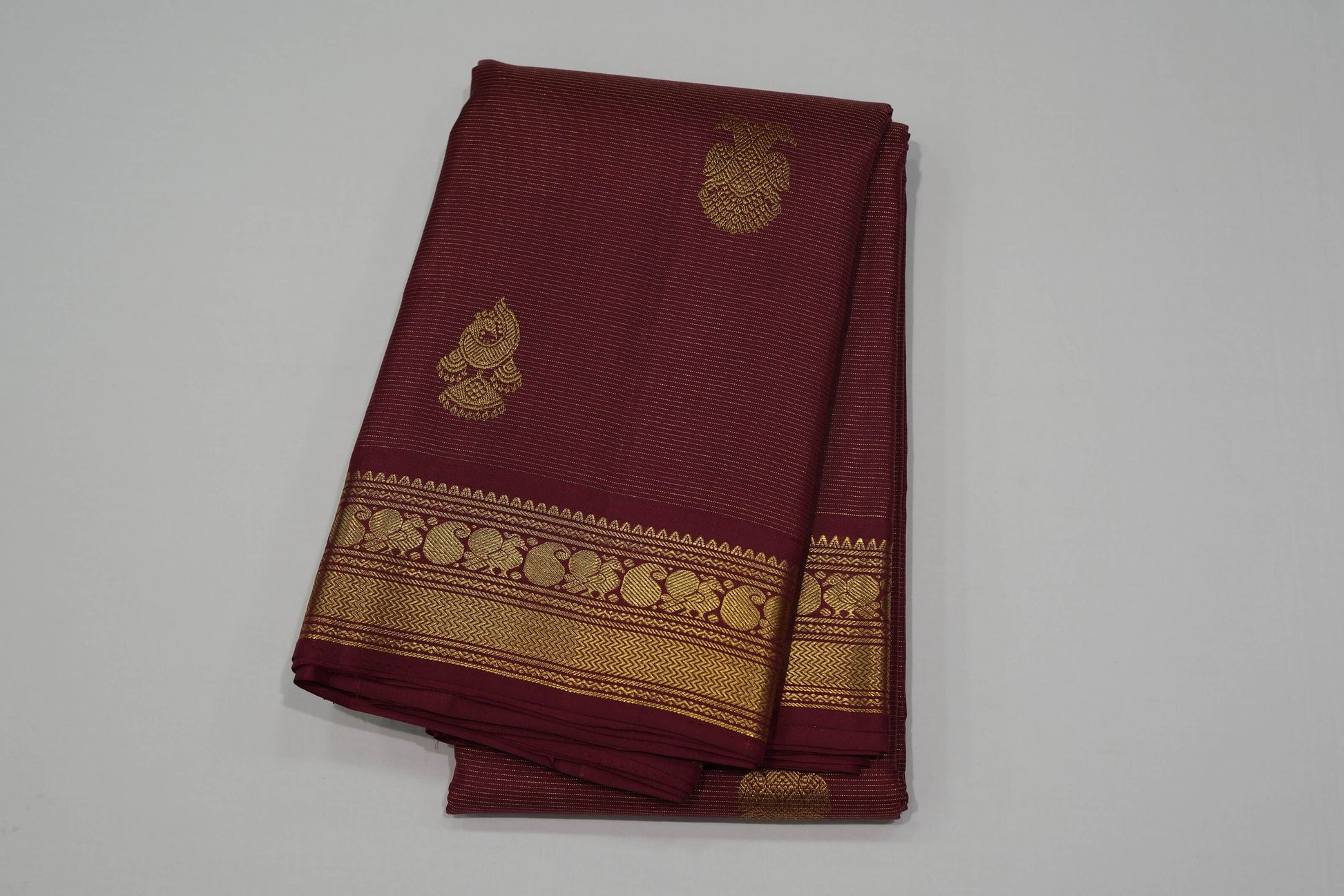 Dark maroon vintage kanchipuram silk saree