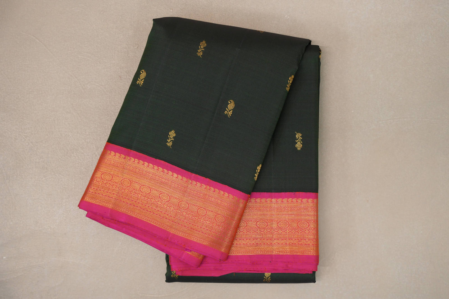 Bottle Green with Orangish Pink Borders Vintage Kanjivaram Silk Saree