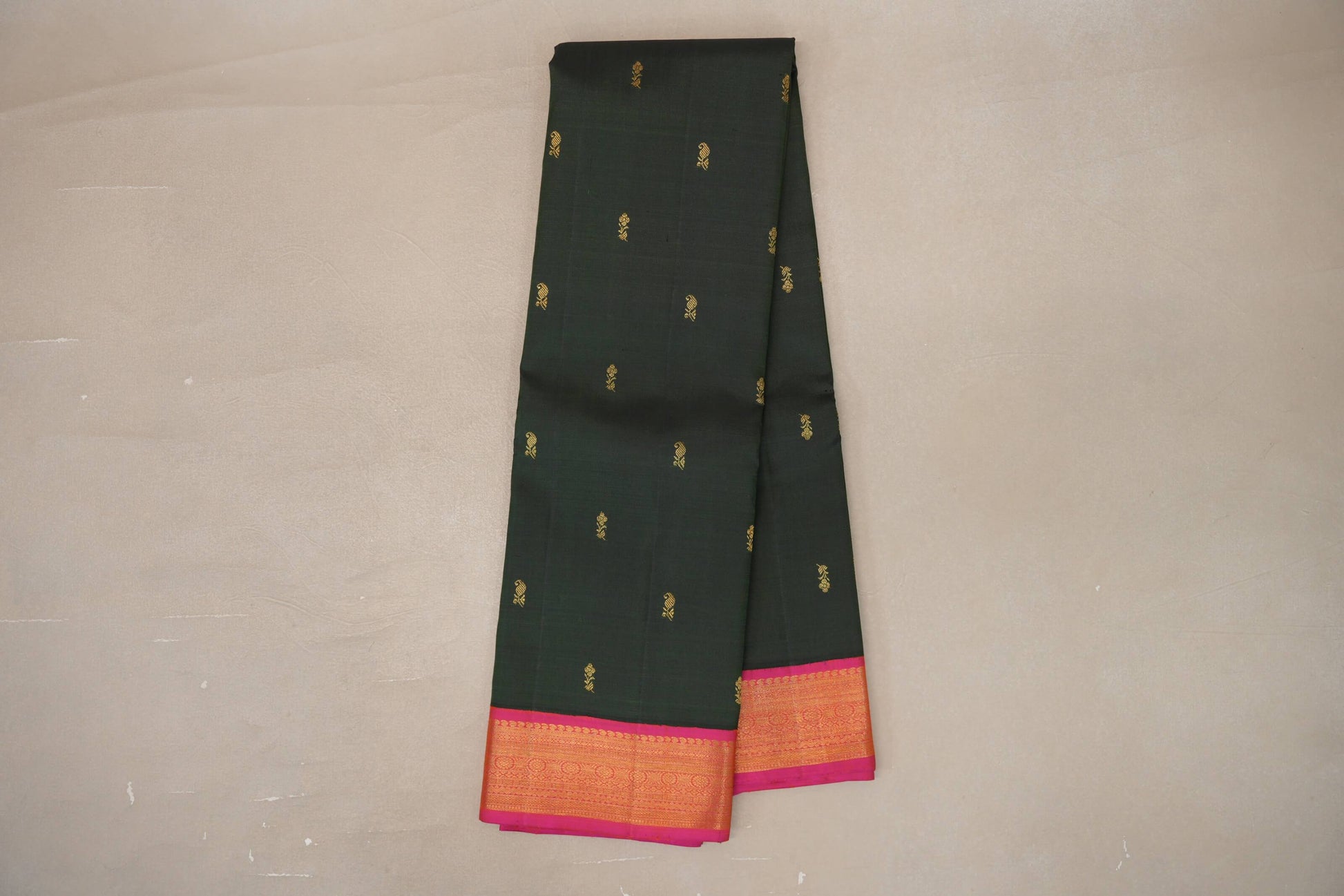 Online Bottle Green with Orangish Pink Borders Vintage Kanjivaram Silk Saree