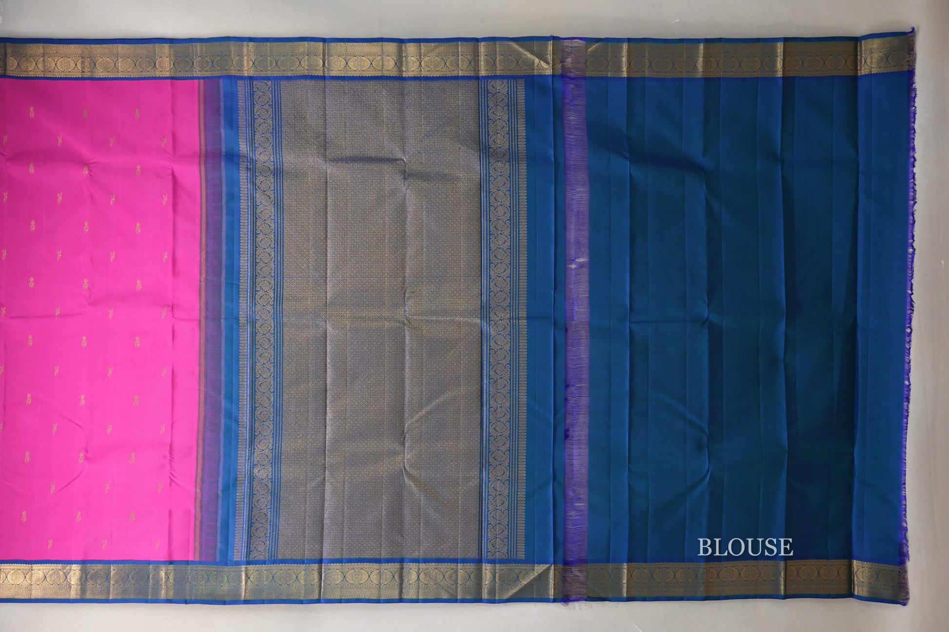 Magenta with Peacock Blue Borders Vintage Kanjivaram Silk Saree blouse