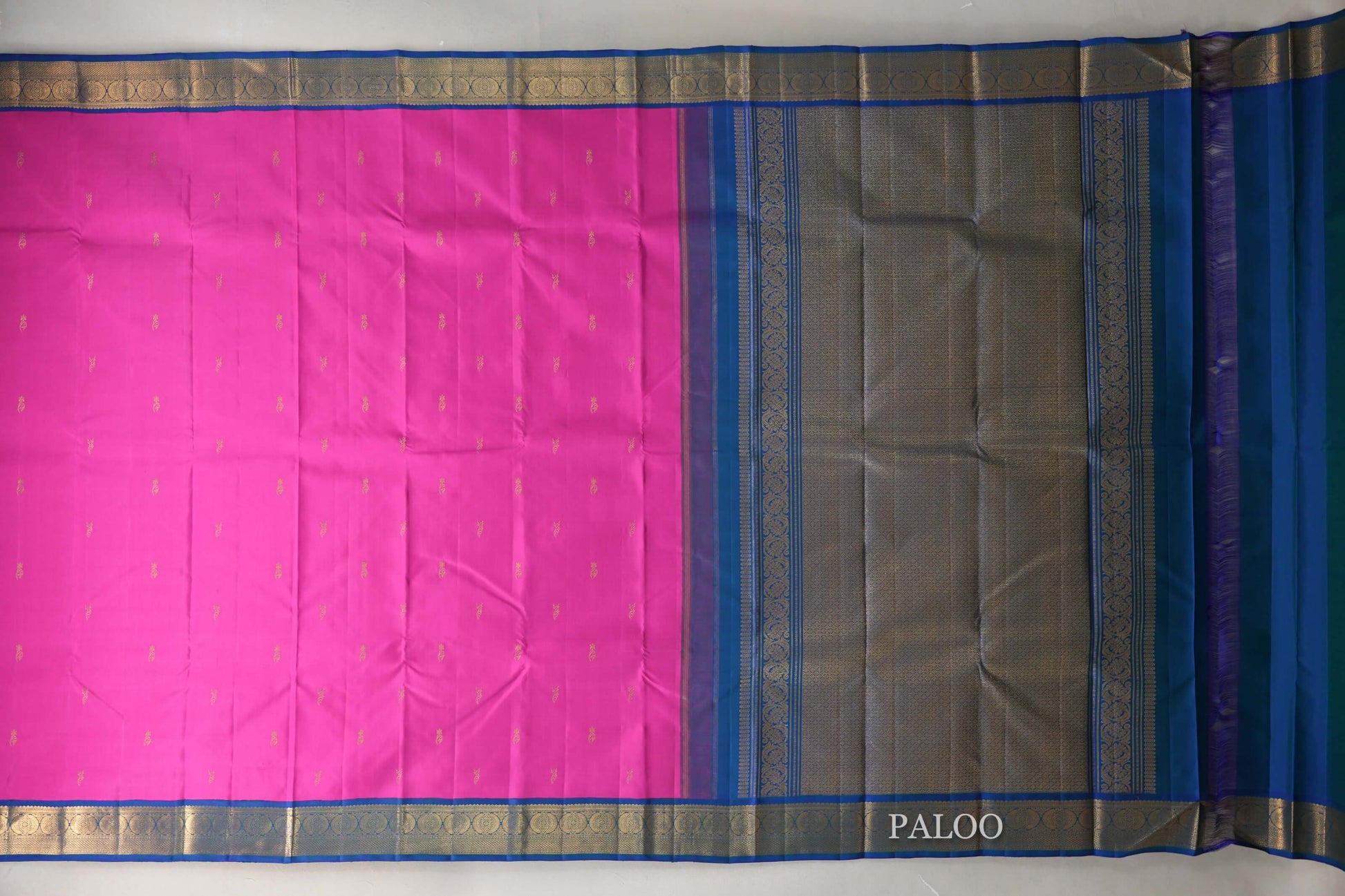 Magenta with Peacock Blue Borders Vintage Kanjivaram Silk Saree paloo