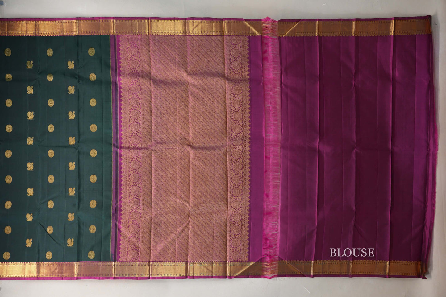 Deep Bottle Green with Deep Magenta Borders Vintage Kanjivaram Silk Saree blouse