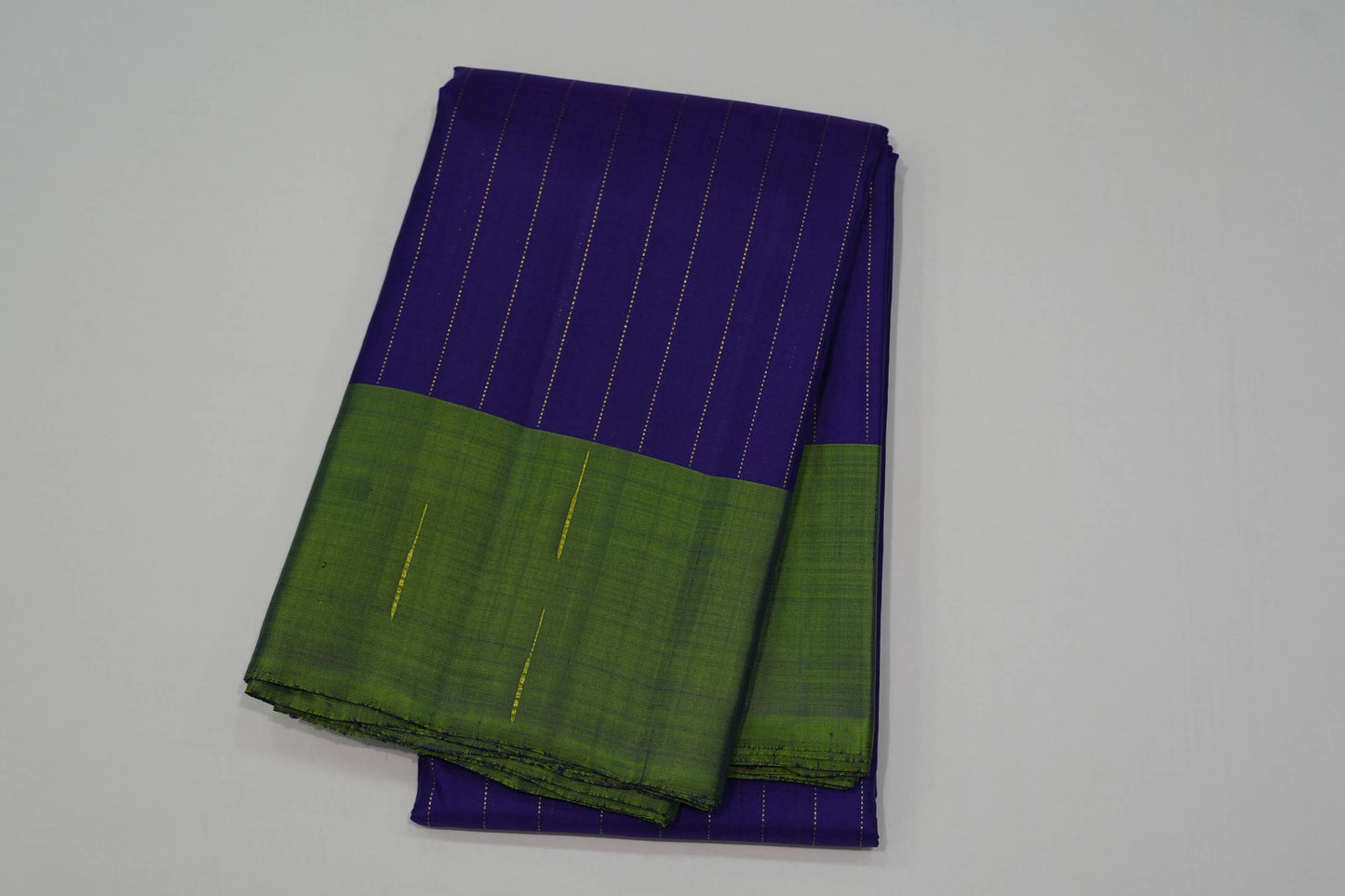 Dark violet vintage kanchipuram silk saree
