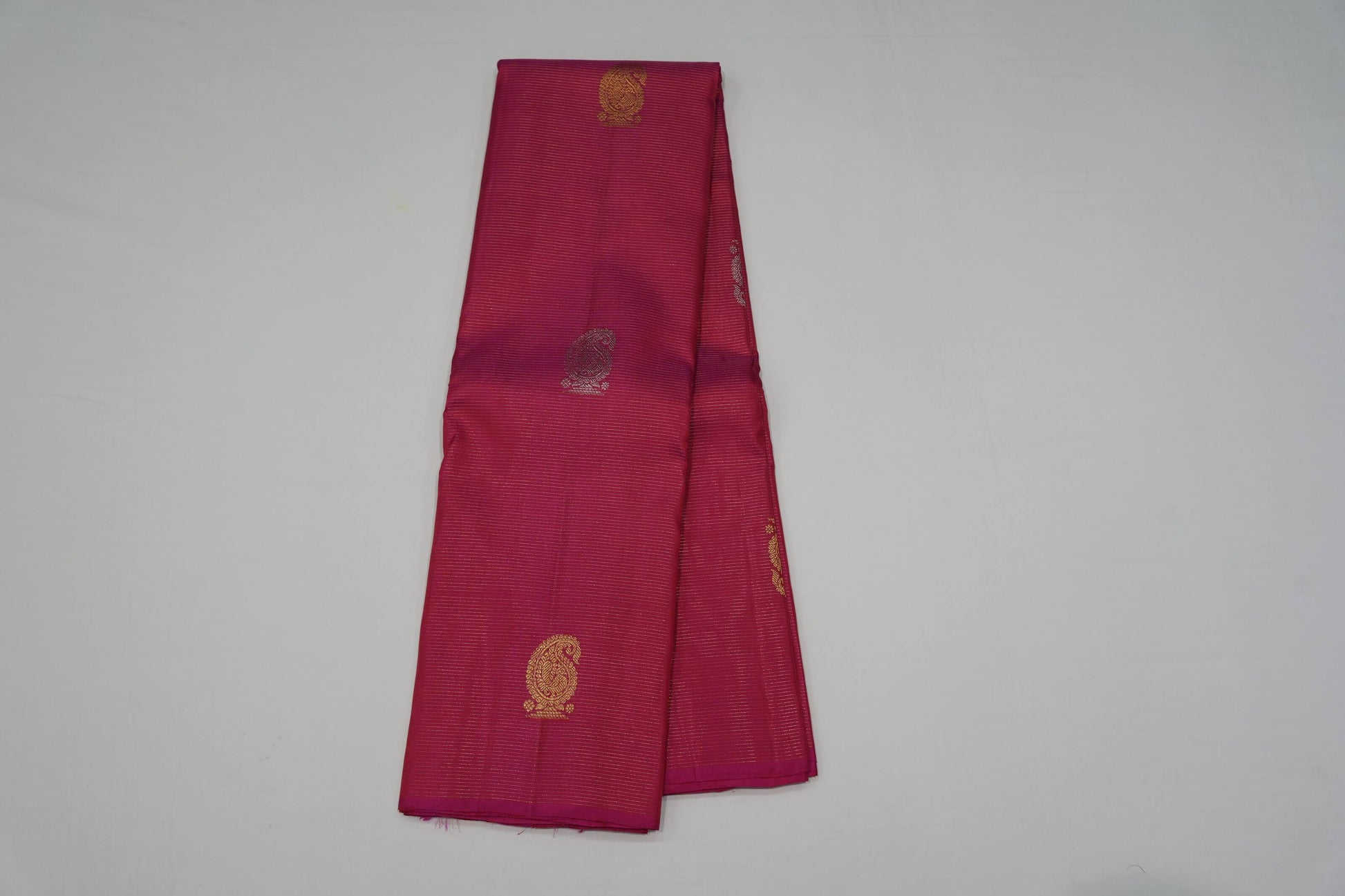 Borderless vintage kanchipuram silk saree