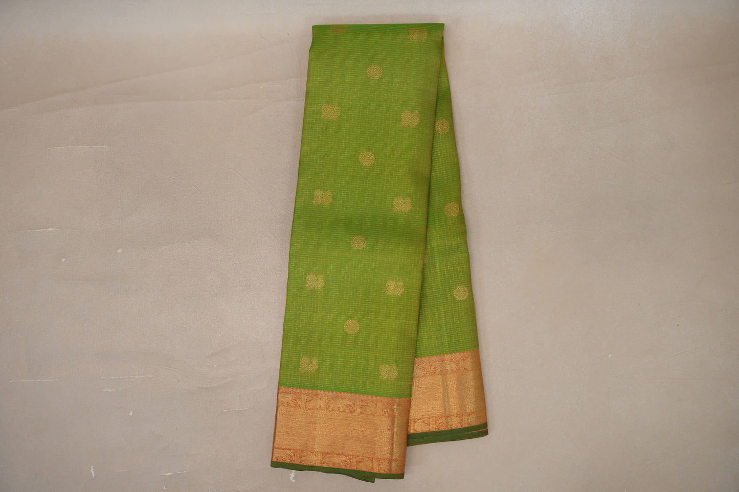 Dual Tone of Parrot Green and Yellow Vintage Heirloom Kanjivaram Silk Saree online