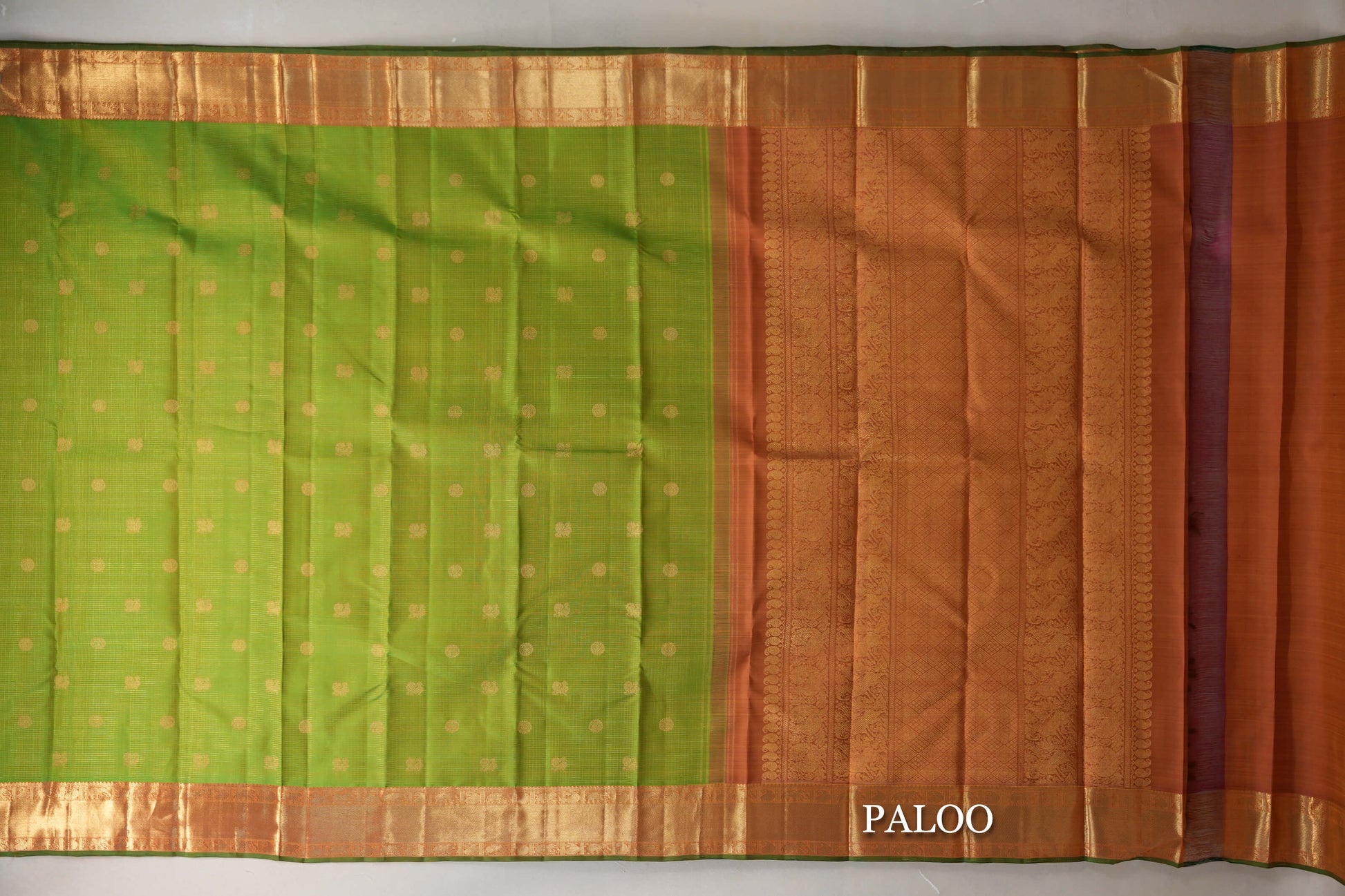Dual Tone of Parrot Green and Yellow Vintage Heirloom Kanjivaram Silk Saree paloo