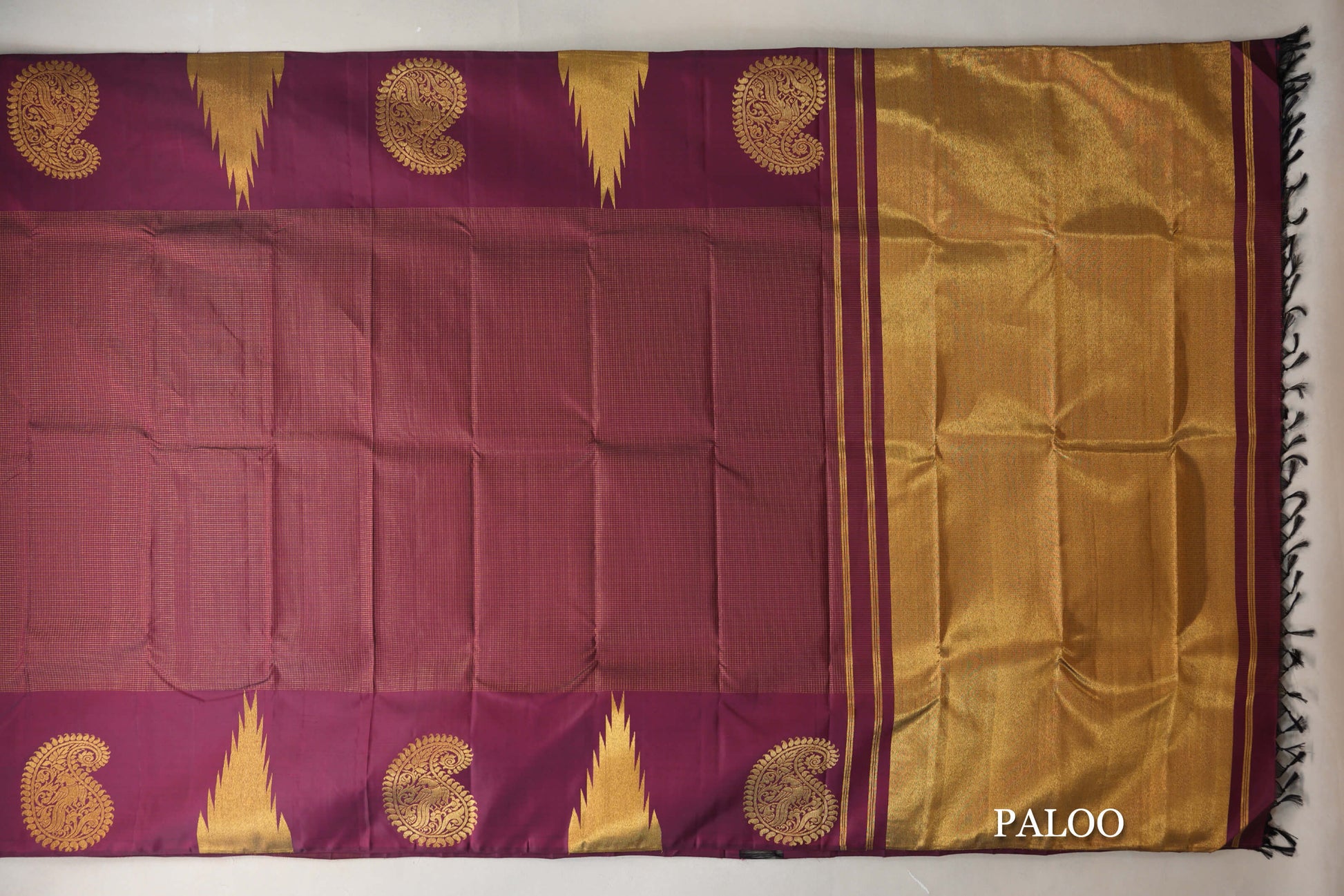 Deep Maroon Temple Borders Vintage Kanjivaram Silk Saree paloo