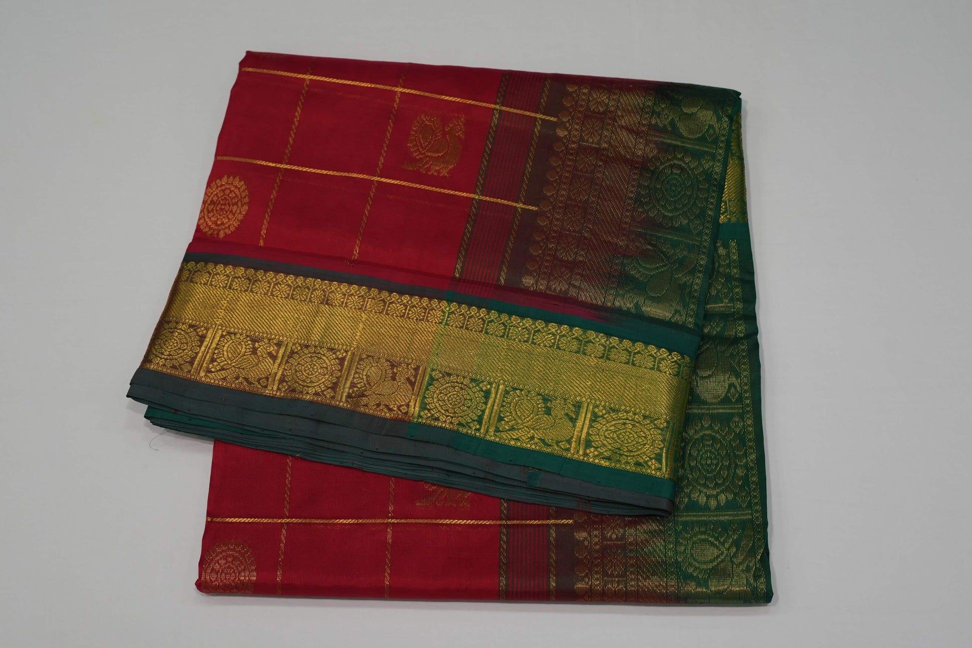 Red nine and half yards silk cotton saree