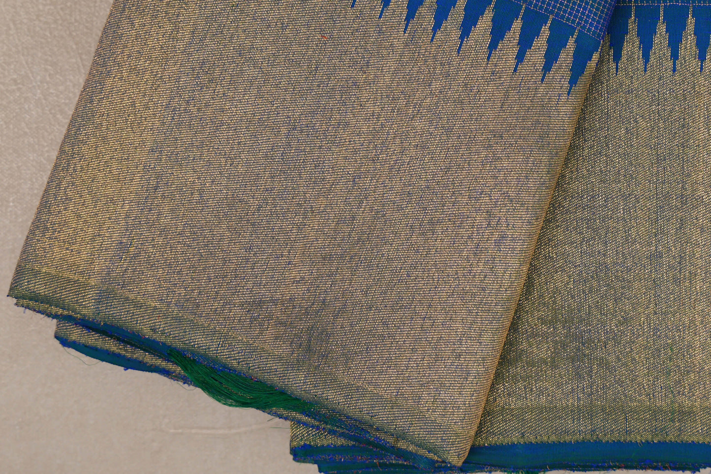 Dual Tone of Blue and Green Temple Borders Vintage Kanjivaram Silk Saree border zoom