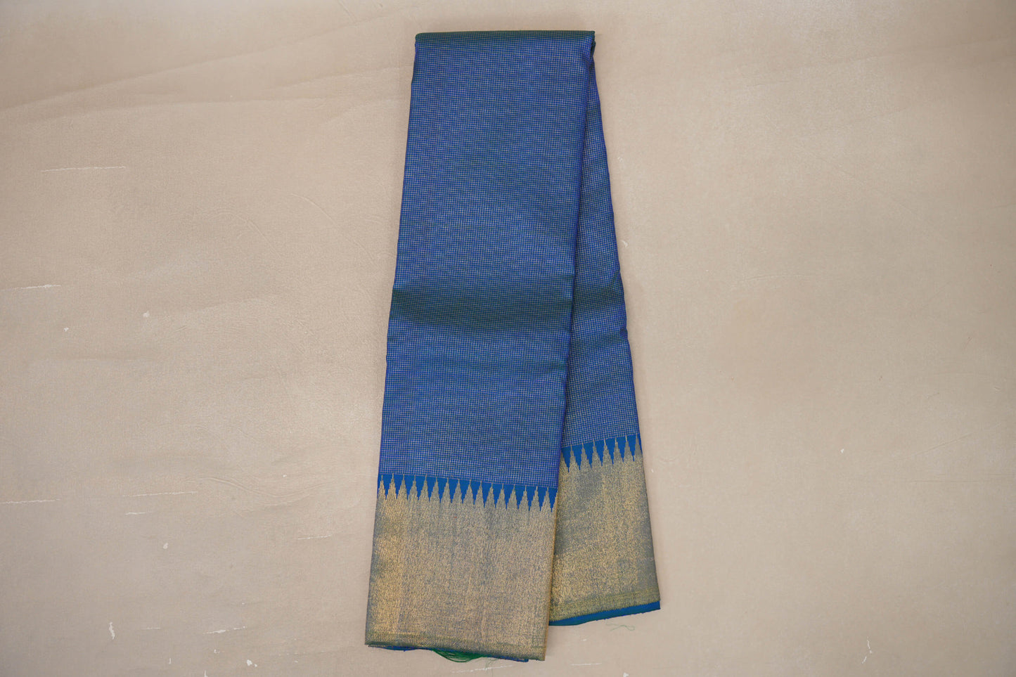 Dual Tone of Blue and Green Temple Borders Vintage Kanjivaram Silk Saree body zoom