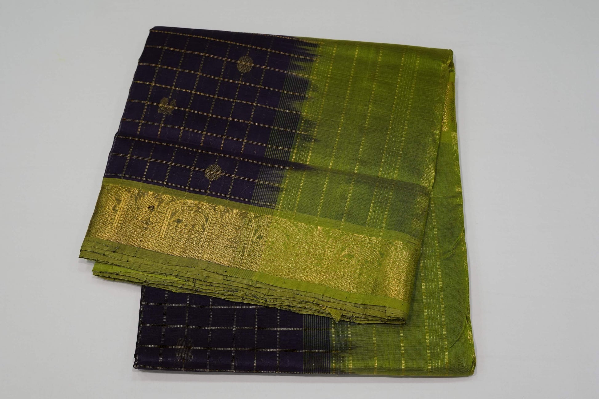 Dark purple nine and half yards silk cotton saree