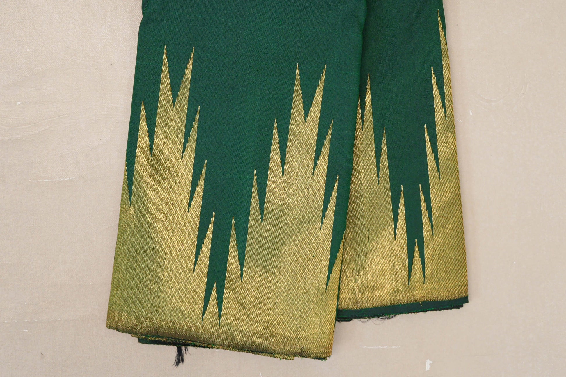 Forest Green Temple Borders Vintage Kanjivaram Silk Saree border zoom