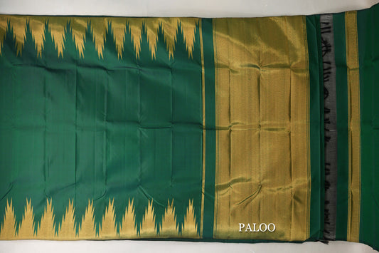 Forest Green Temple Borders Vintage Kanjivaram Silk Saree paloo