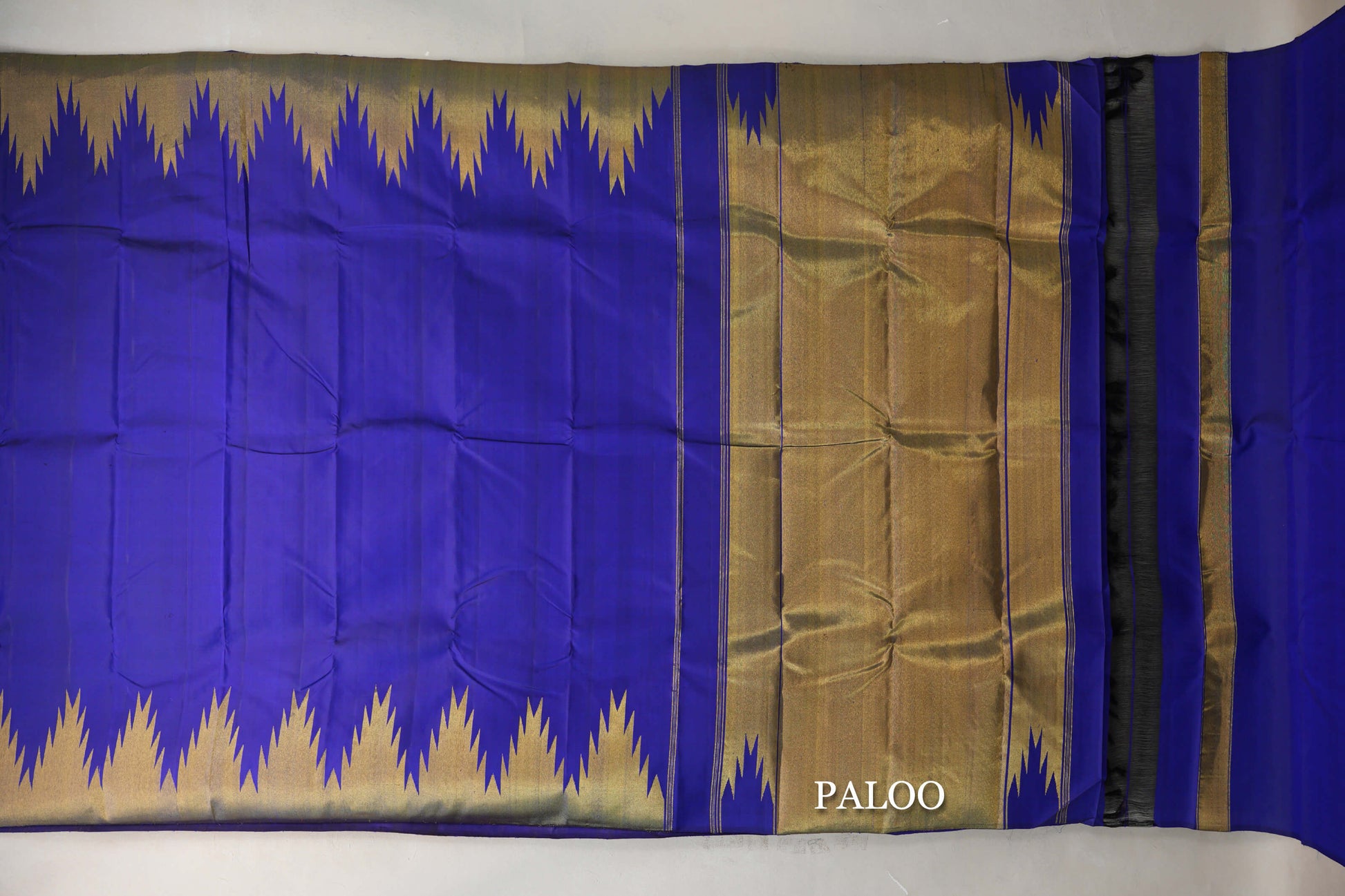 Deep Blue Violet Temple Borders Vintage Kanjivaram Silk Saree paloo