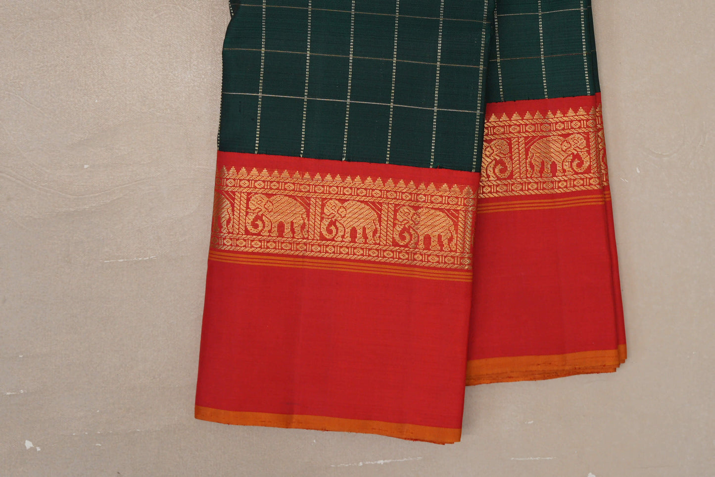 Deep Bottle Green Vintage Kanjivaram Silk Saree border zoom