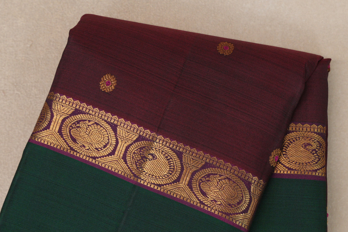 Deep Plum Vintage Kanjivaram Silk Saree body zoom