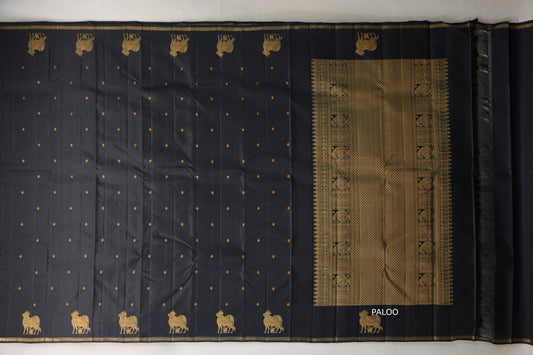 Jet Black Vintage Kanjivaram Silk Saree by Shreenivas Silks PSSR019544