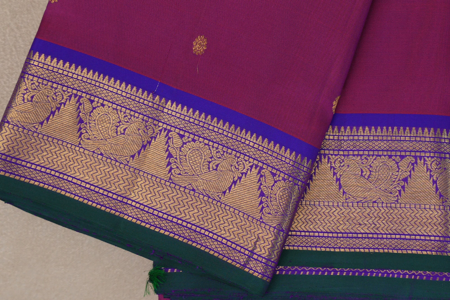 Magenta Vintage Kanjivaram Silk Saree by Shreenivas Silks PSSR019549