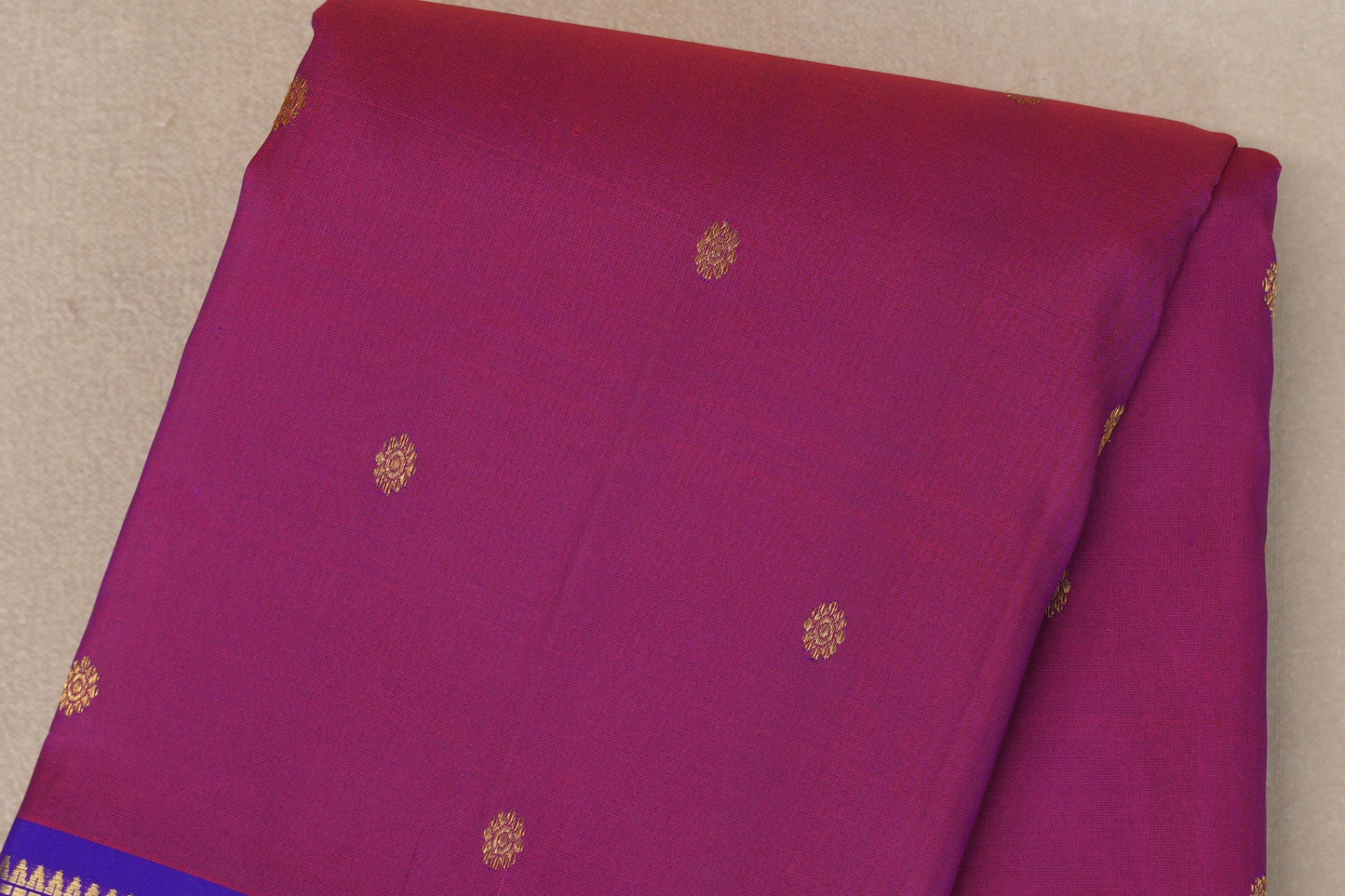 Magenta Vintage Kanjivaram Silk Saree by Shreenivas Silks PSSR019549