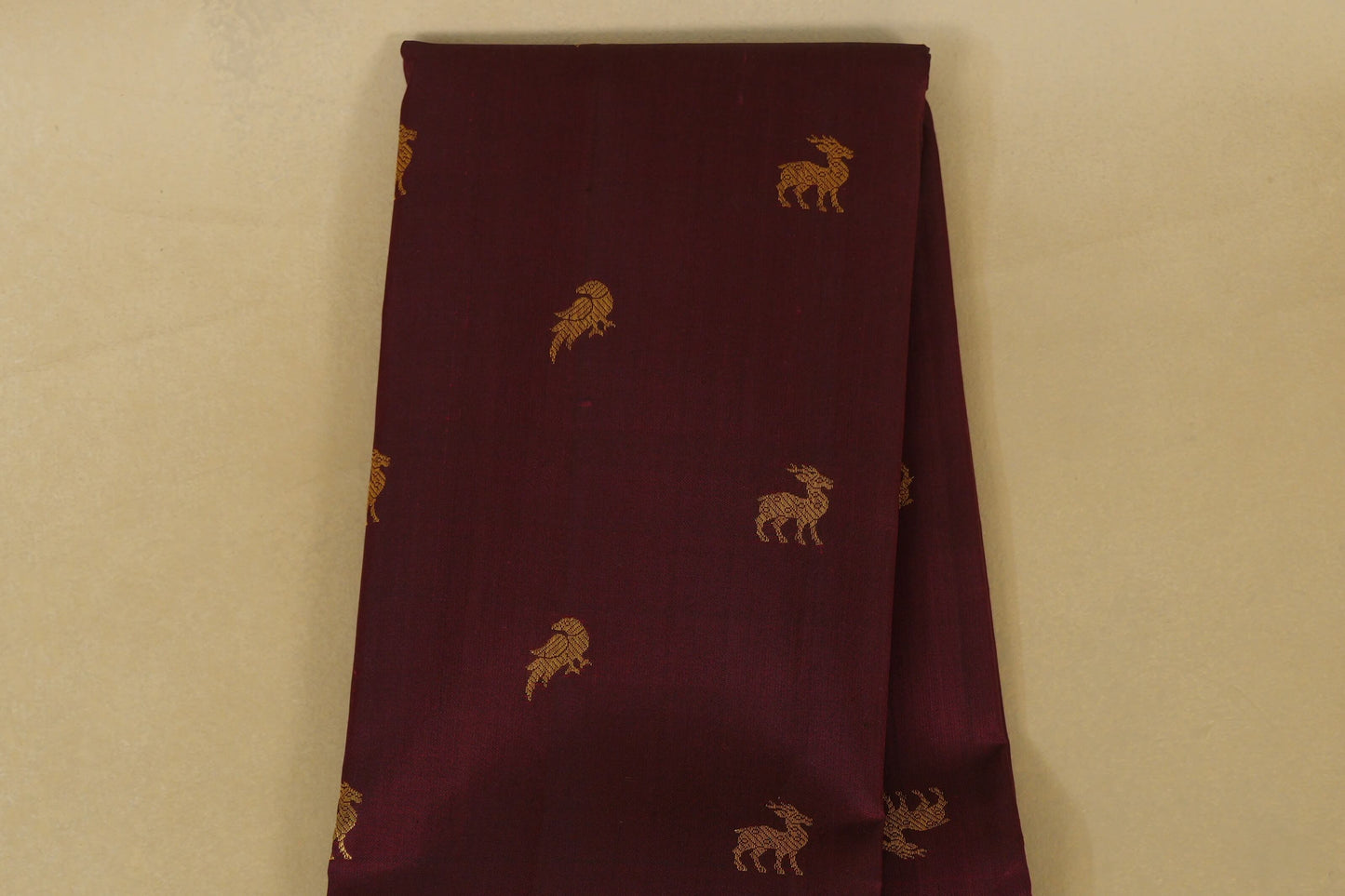 Deep Maroon Vintage Kanjivaram Silk Saree body zoom