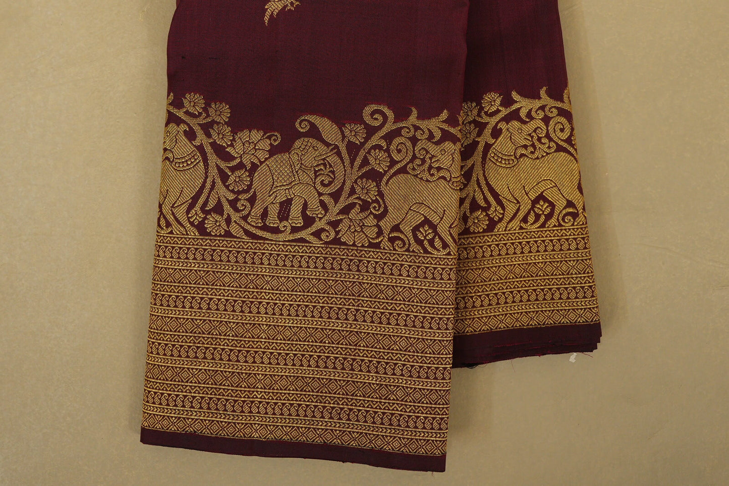 Deep Maroon Vintage Kanjivaram Silk Saree border zoom