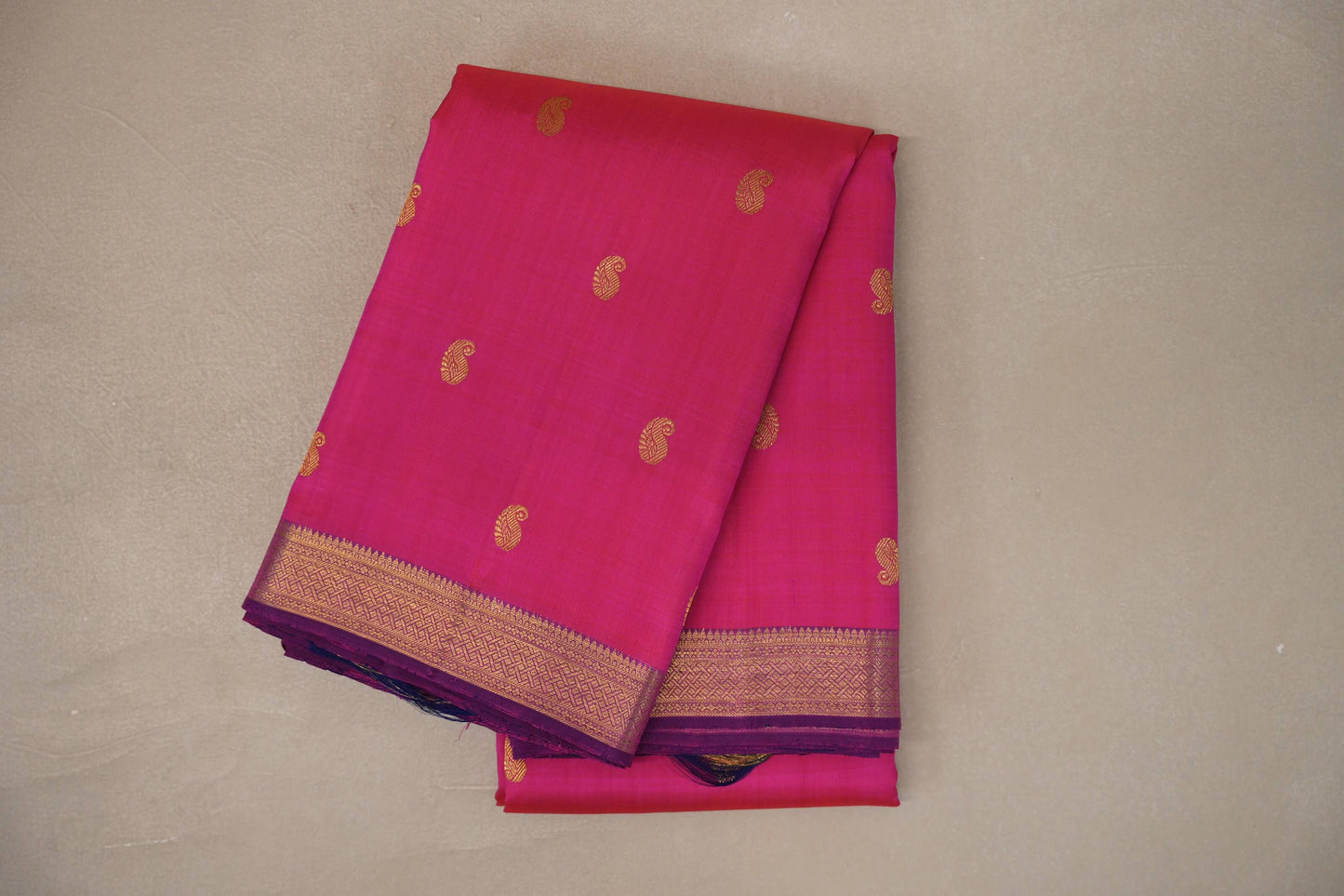 Orangish pink with Dual Tone of Classic Blue & Pink Vintage Kanjivaram Silk Saree by Shreenivas Silks PSSR019550