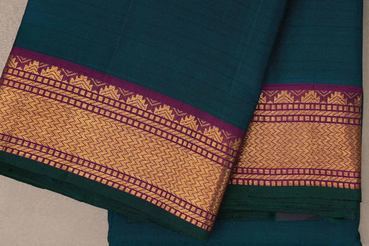 Deep Peacock Green with deep magenta Vintage Kanjivaram Silk Saree by Shreenivas Silks PSSR019551