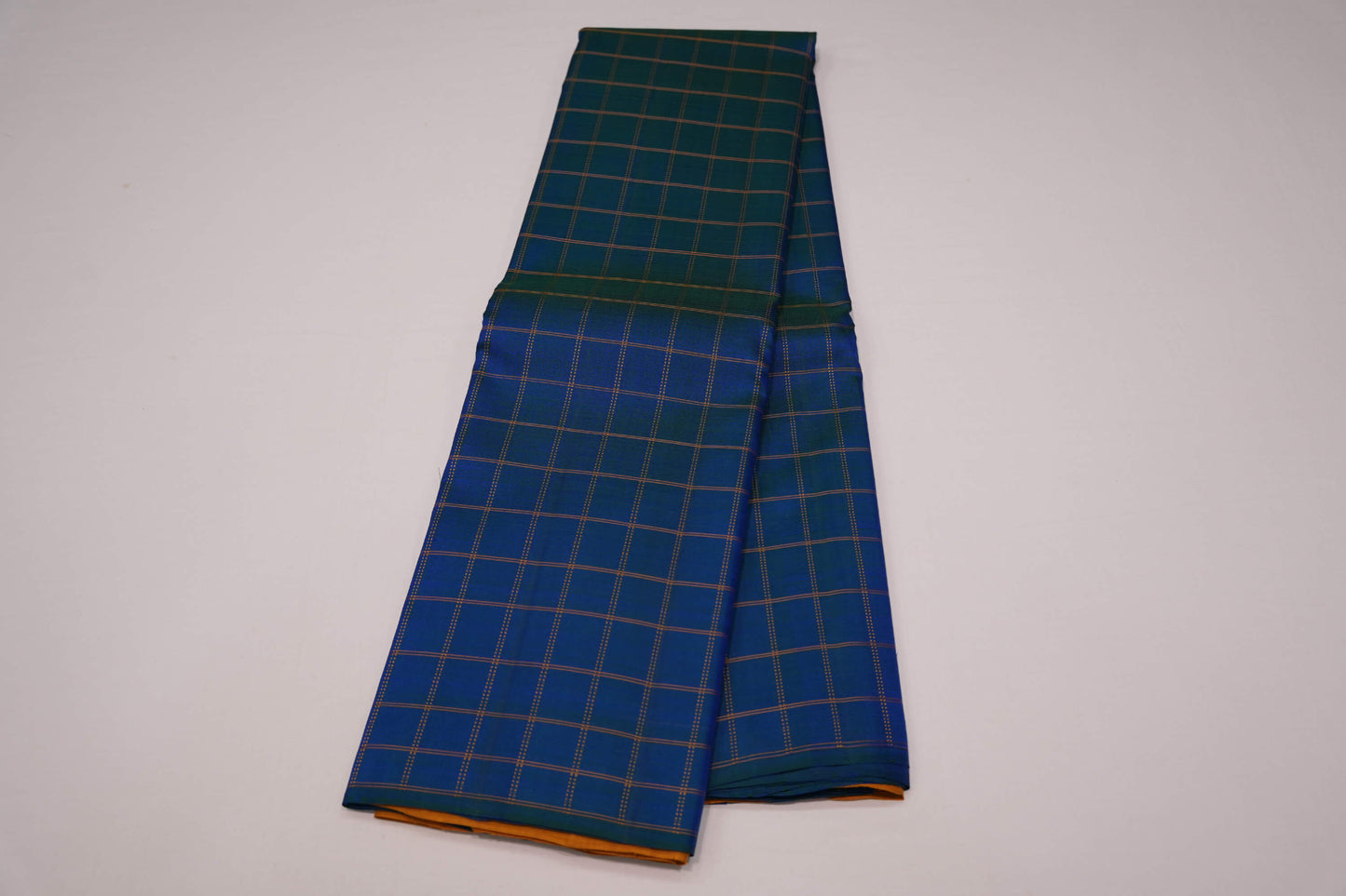 Checked vintage kanchipuram silk saree