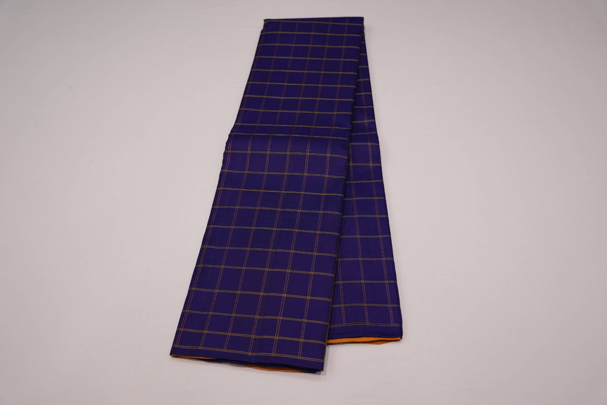 Borderless checked vintage kanchipuram silk saree
