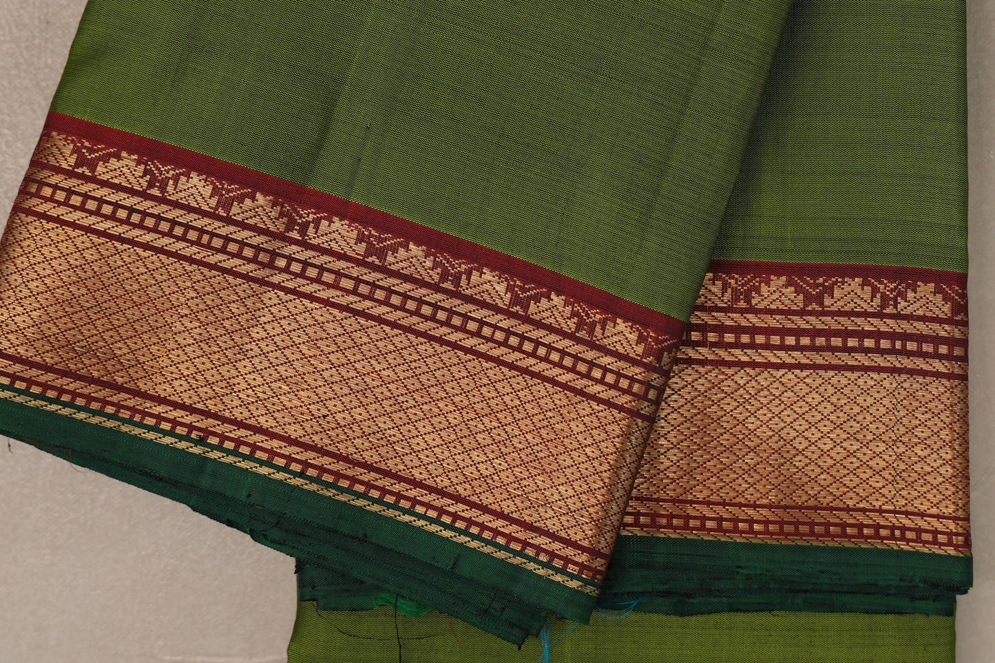 Parrot Green with reddish maroon borders Vintage Kanjivaram Silk Saree by Shreenivas Silks PSSR019554