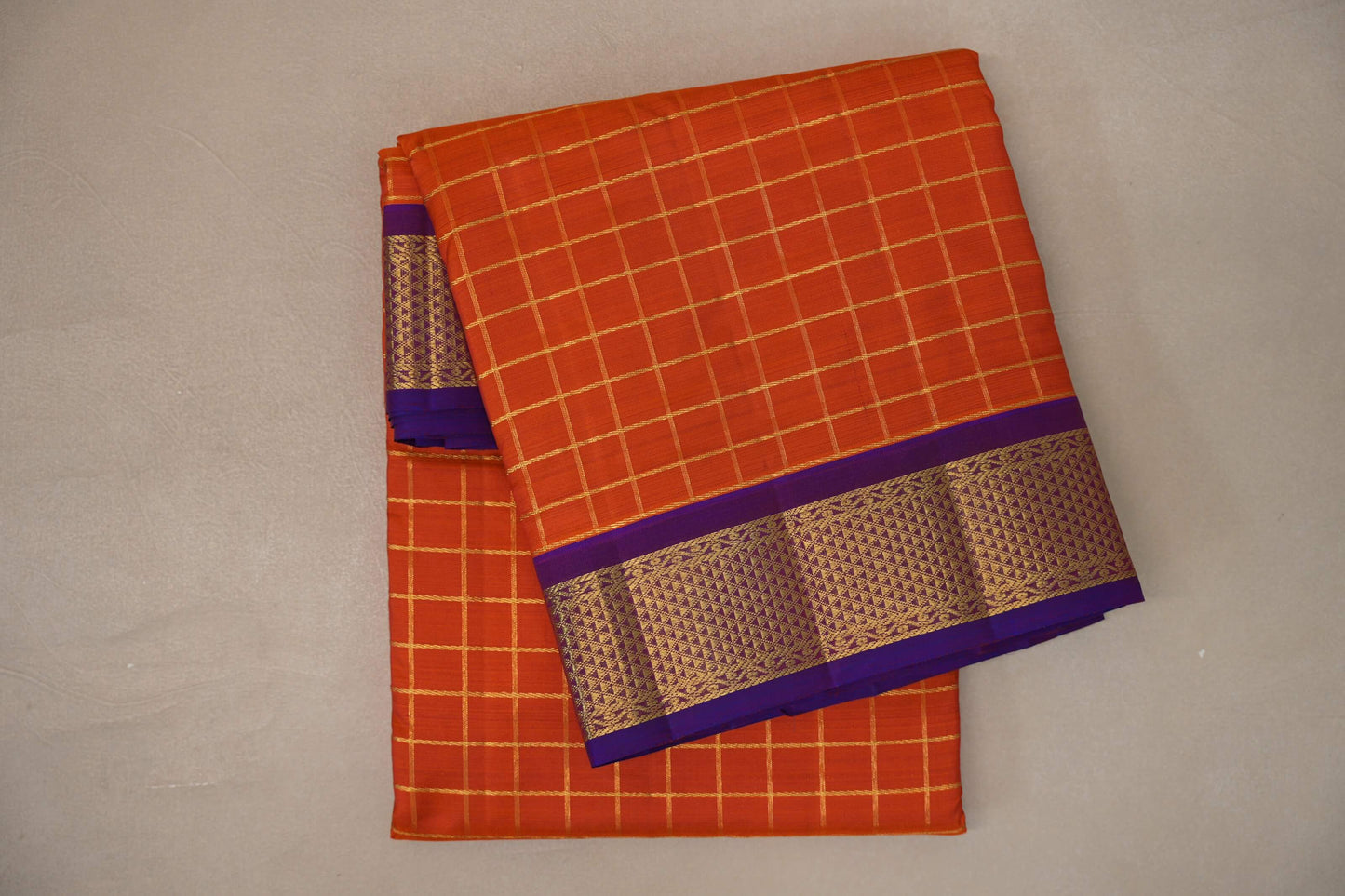 Bright orange with Royal Purple borders Ten Yards Silk Saree by Shreenivas Silks PSSR019556
