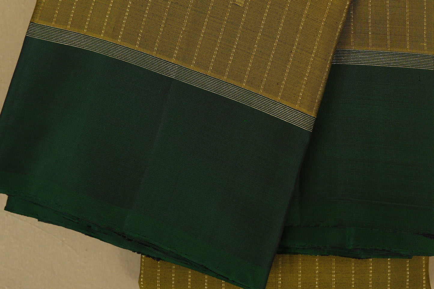 Olive Mustard with Bottle Green Borders Vintage Kanjivaram Silk Saree border zoom