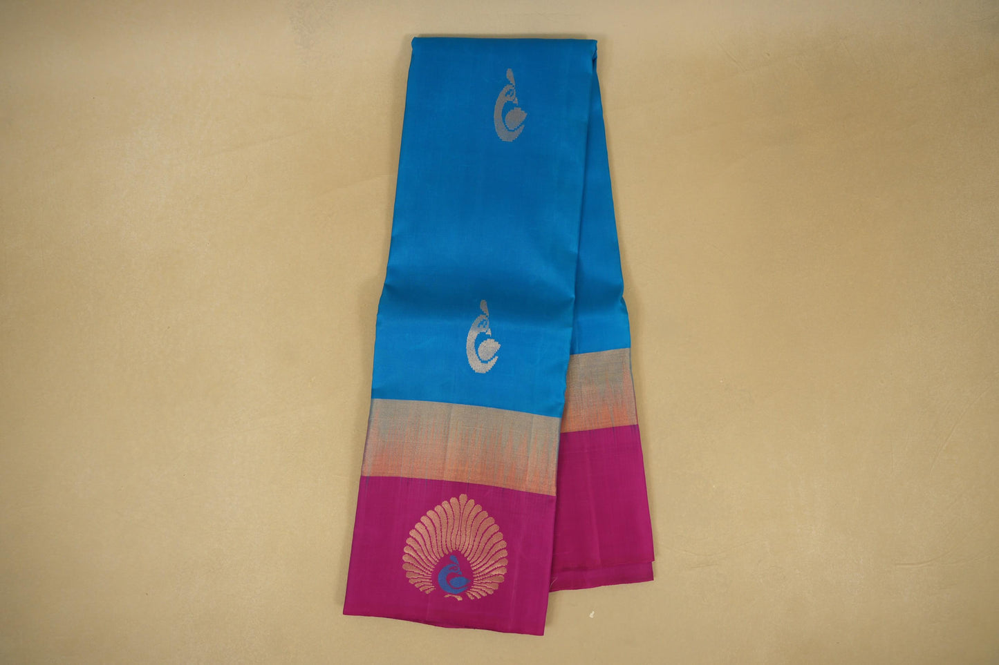 Bright Blue Light Weight Kanchipuram Silk Saree online