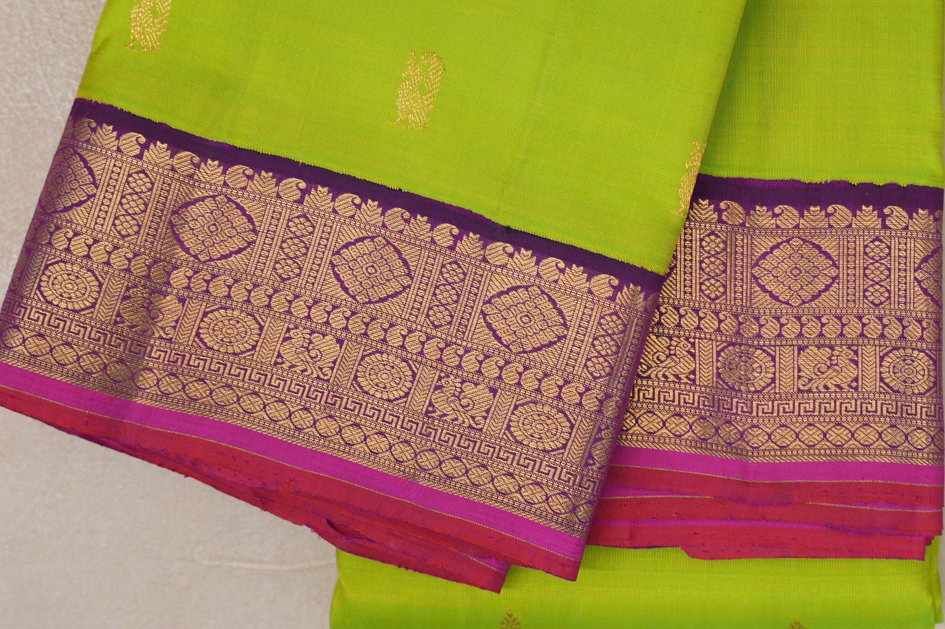 Lime Green Vintage Kanjivaram Silk Saree border